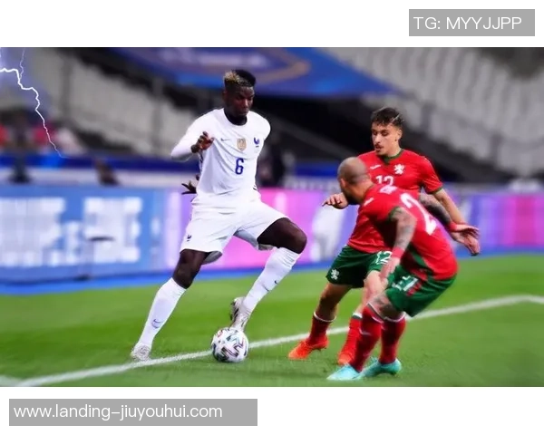 掌握足球技巧从这里开始足球的正确踢法详解与图解指南 掌握足球技巧从这里开始足球的正确踢法详解与图解指南